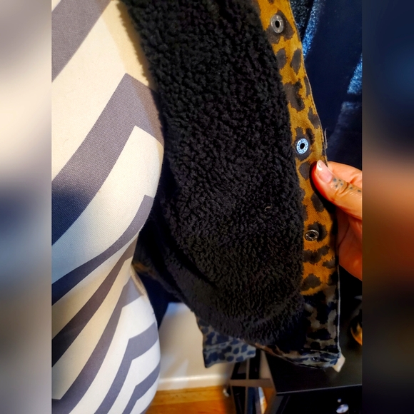 Cheetah Animal Print Jean Jacket - Picture 3 of 3